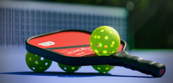 Pickleball reket i loptice