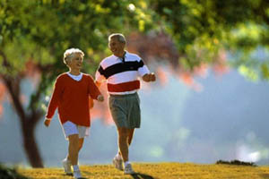 elderly-couple-walking